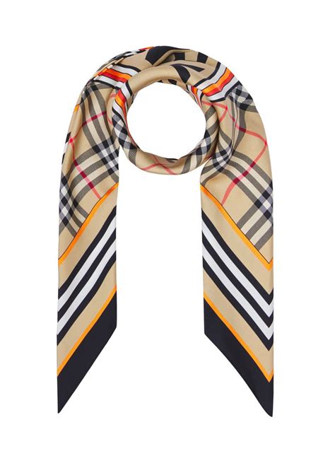 burberry scarf heathrow